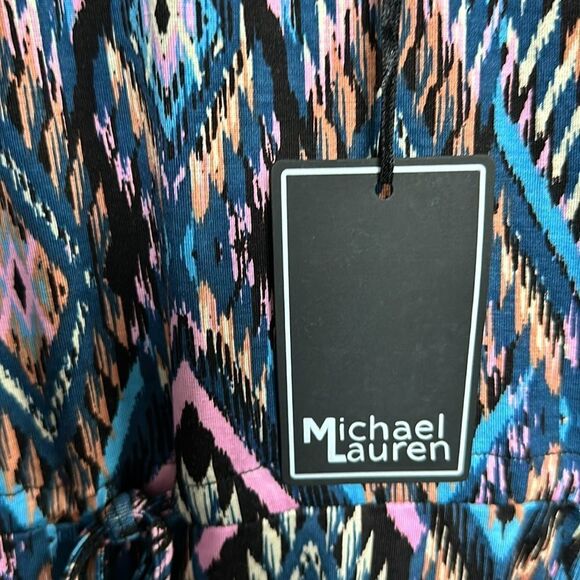 NWT Michael Lauren Nelson Long sleeve V-neck Shorts Romper in Prism Medium - Picture 7 of 12